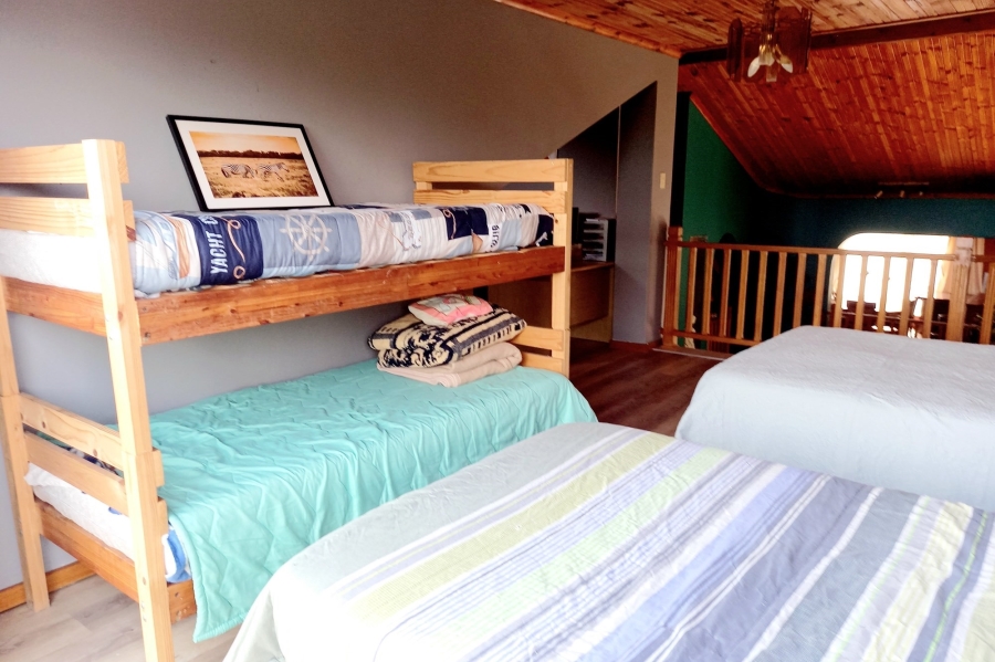 5 Bedroom Property for Sale in Vredenburg Western Cape